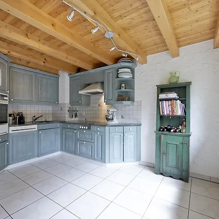 Cinderella Apartment *