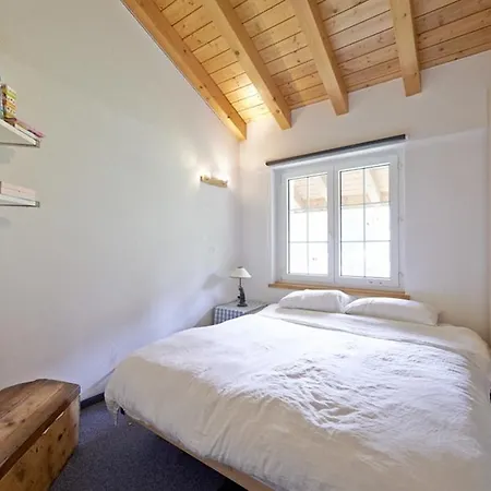 Cinderella Apartment *